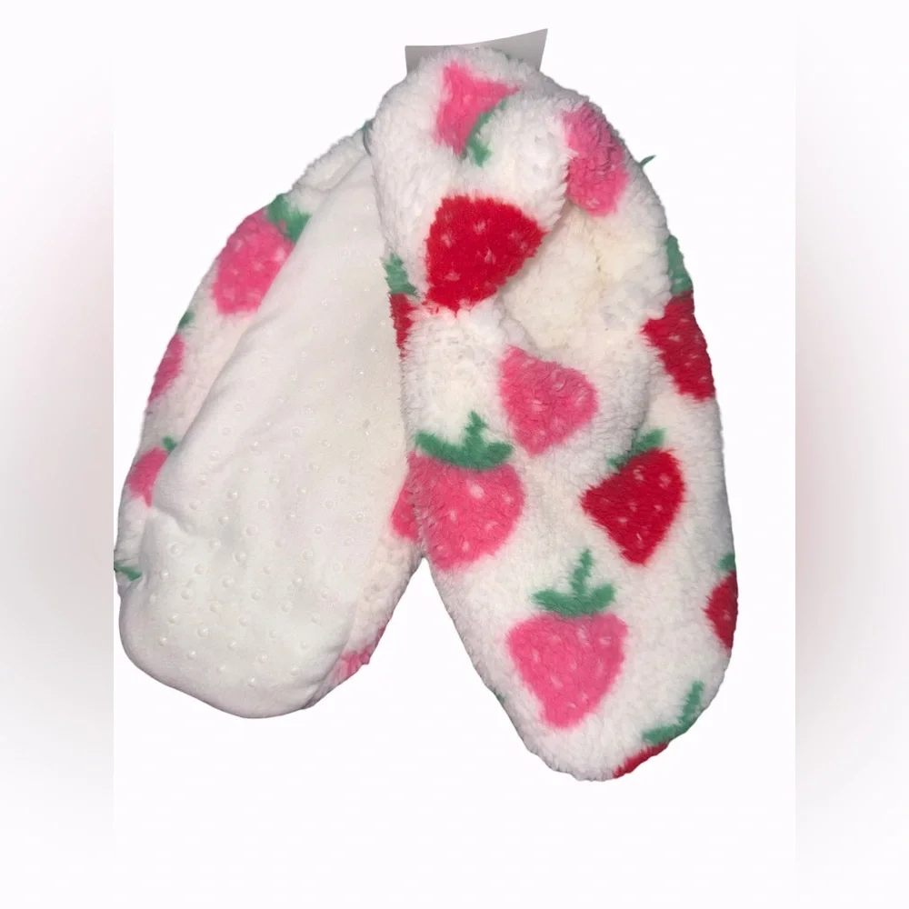 2 PAIR Women's Strawberry Slippers Lightweight Soft Sole Slippers M/L (8-10) NWT